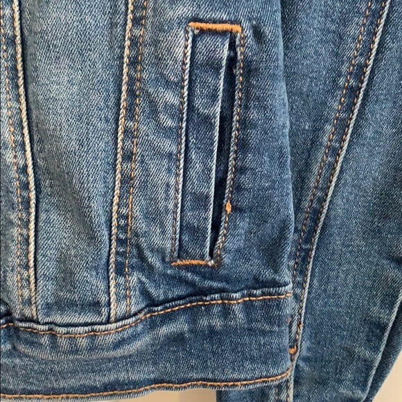 Old Navy Girls Jean Jacket - Picture 4 of 8